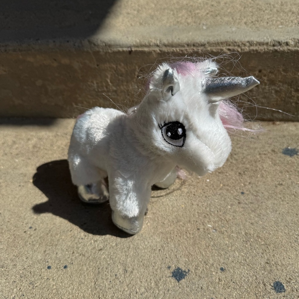 Dan Dee Plush Unicorn Stuffed Animal - White‎ and Silver